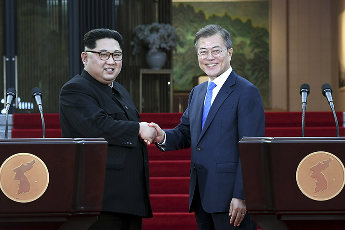 Inter -Korean -Summit -Press -Corps _DPRK-ROK-North -South -Korea -Kim -Jong -un -Moon -Jae -in _700x 467