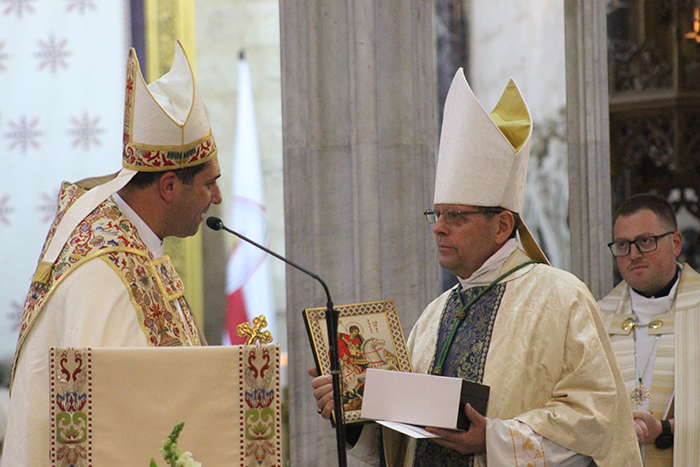 Archbishop -Hosam -presents -Bishop -Michael -with -an -icon -of -Saint -George -the -Martyr _ACNS_700X467